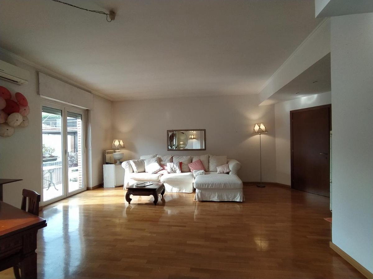 Gelsomino B&B Apartment روما المظهر الخارجي الصورة